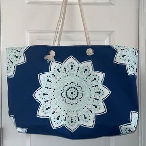 Navy/Seafoam Mandala Weekender Tote | Beach tote